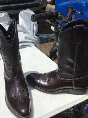 Men’s Laredo cowboy boots